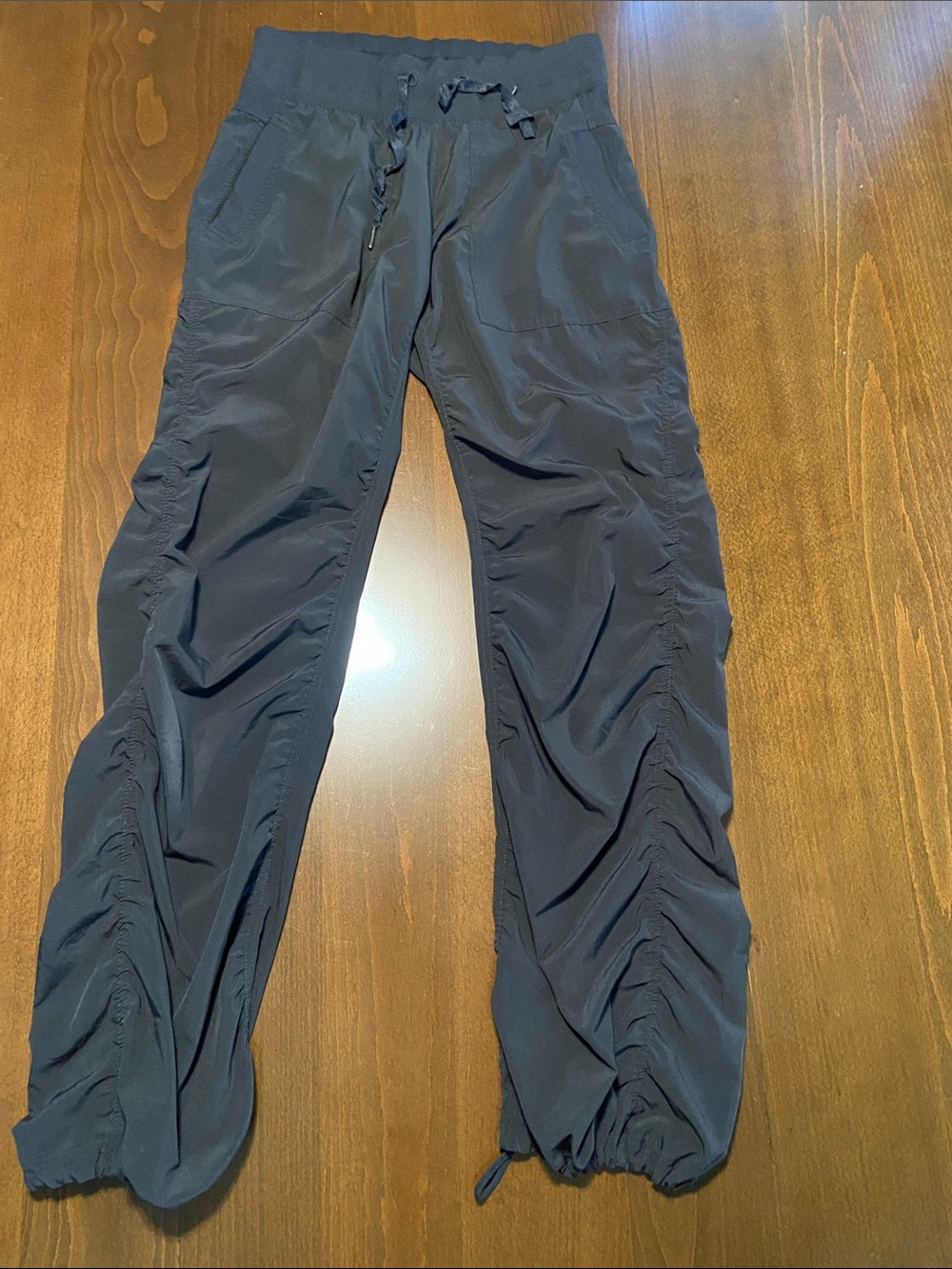 Kyodan Black Ruched Drawstring Joggers, size Small (women’s). - Picture 9 of 13